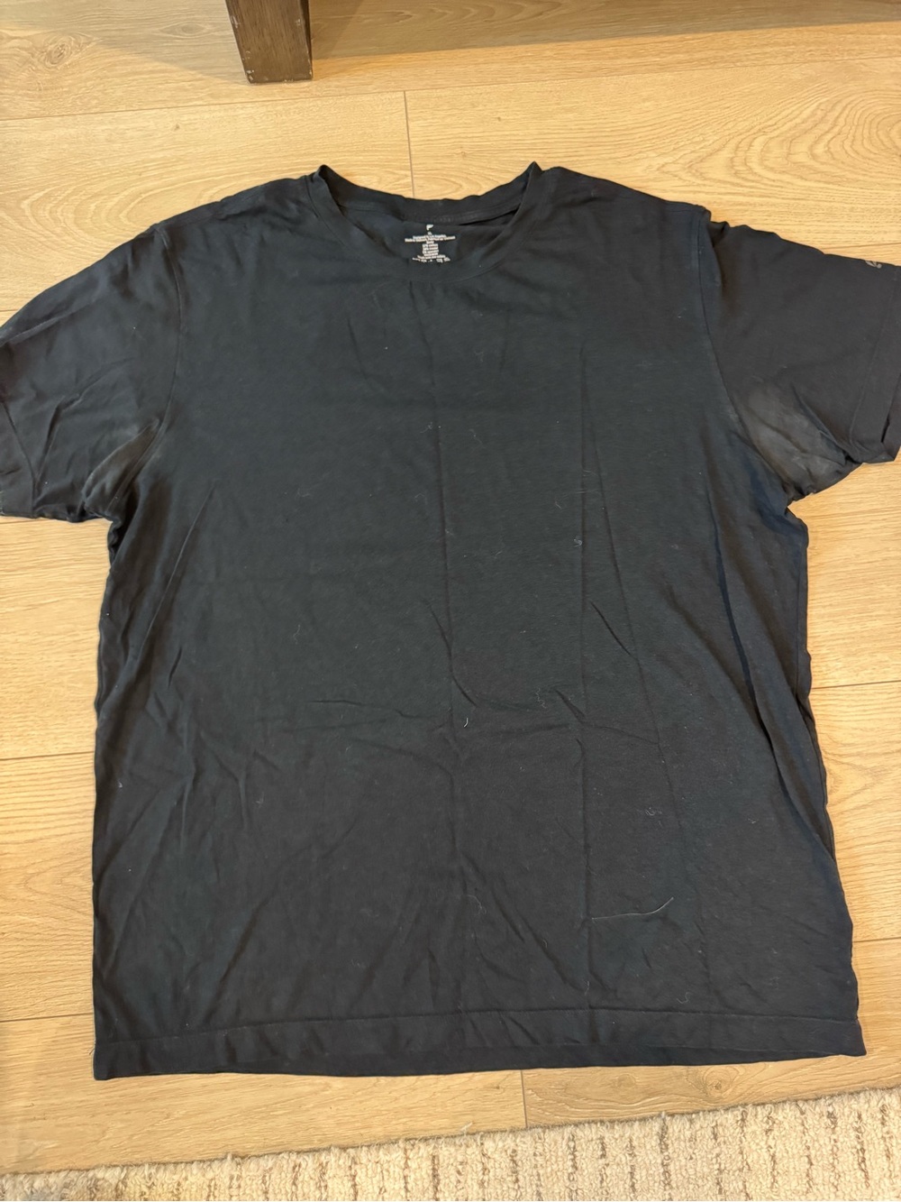 Fabletics Men's Black Crewneck Short Sleeve Tee